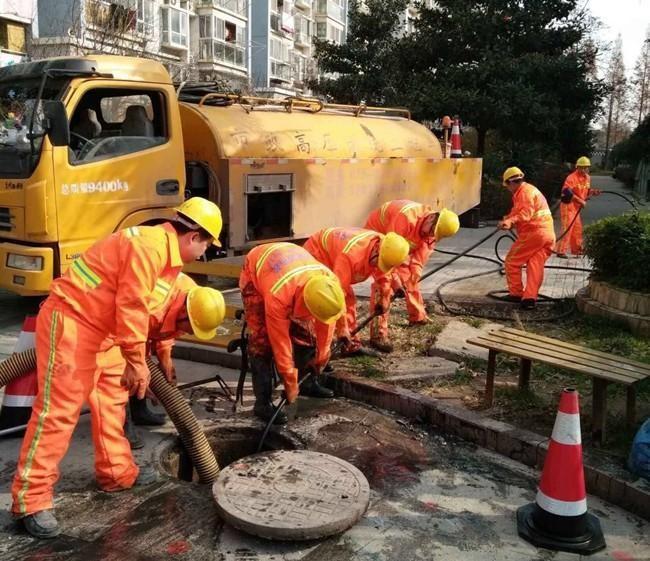 鹤峰市政管道清淤