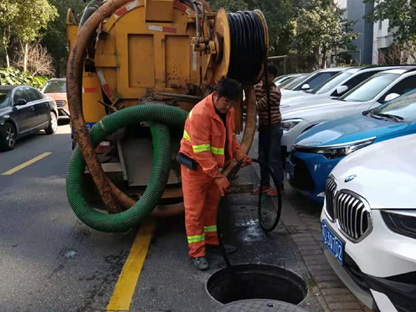 鹤峰排污管道清淤